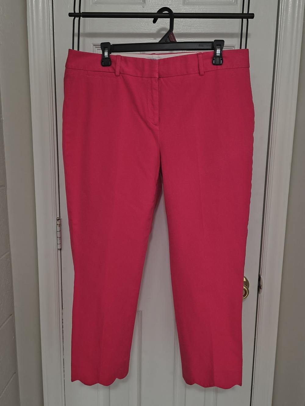 crown & ivy Hot Pink Cropped Dress Pants